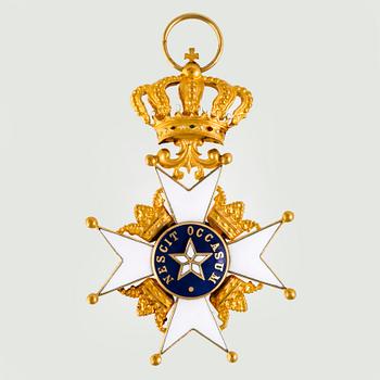 Royal Order of the Polar star. 18K gold and enamel, 1970.