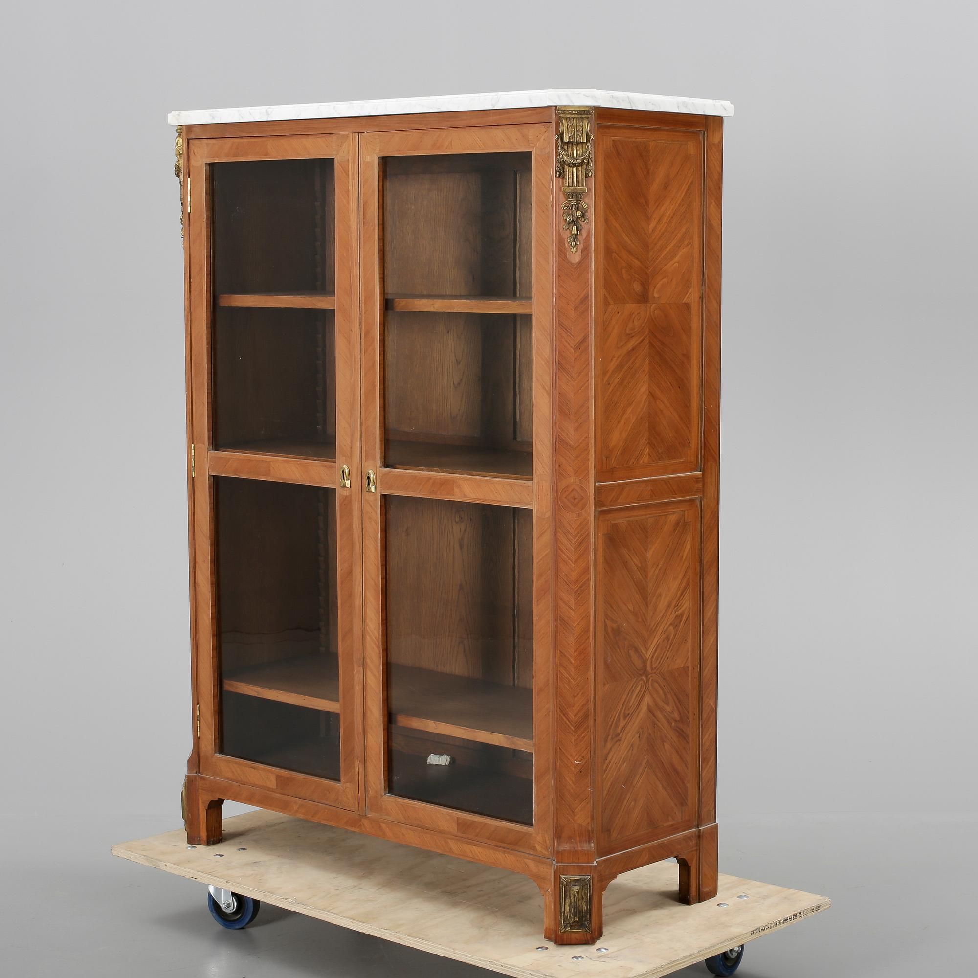 BOKSKÅP, Frankrike, 1800-tal.