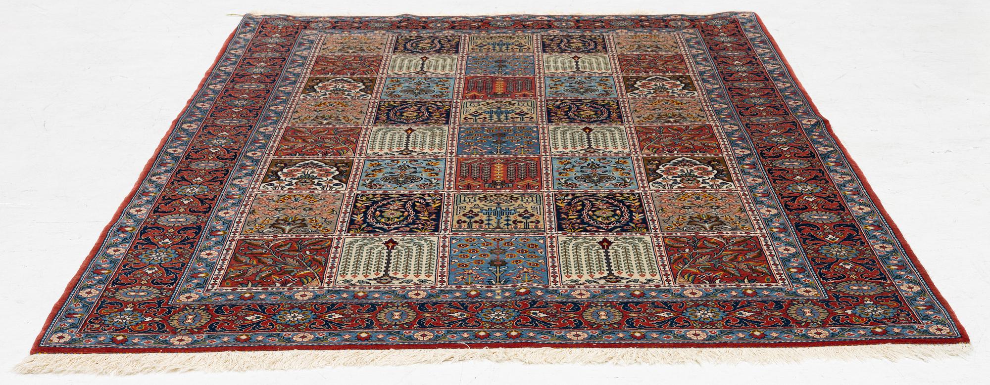 A Gohm rug, c. 225 x 145 cm.