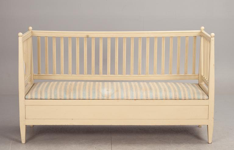 SOFFA, sengustaviansk. 1800-tal.