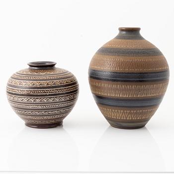 A pair of stoneware vases by Arthur Andersson, Vallåkra.