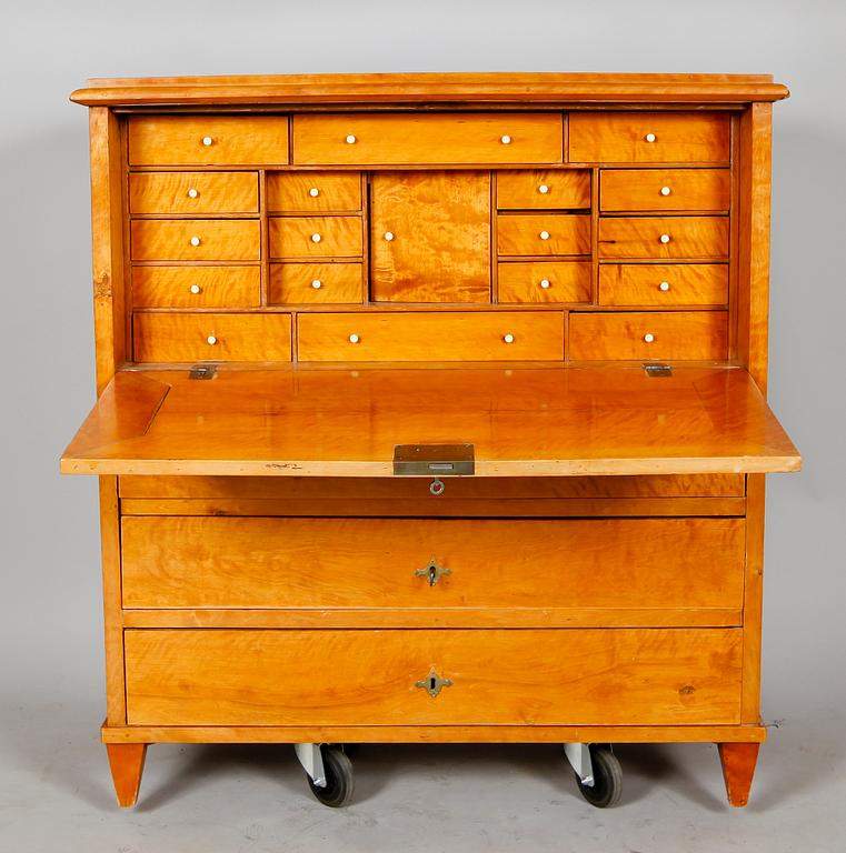 CHIFFONJÉ, 1800-tal.