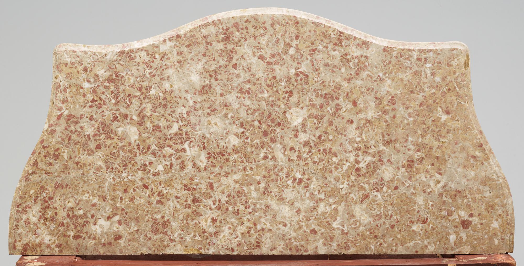 BYRÅ, italiensk rokokostil, 1900-tal.