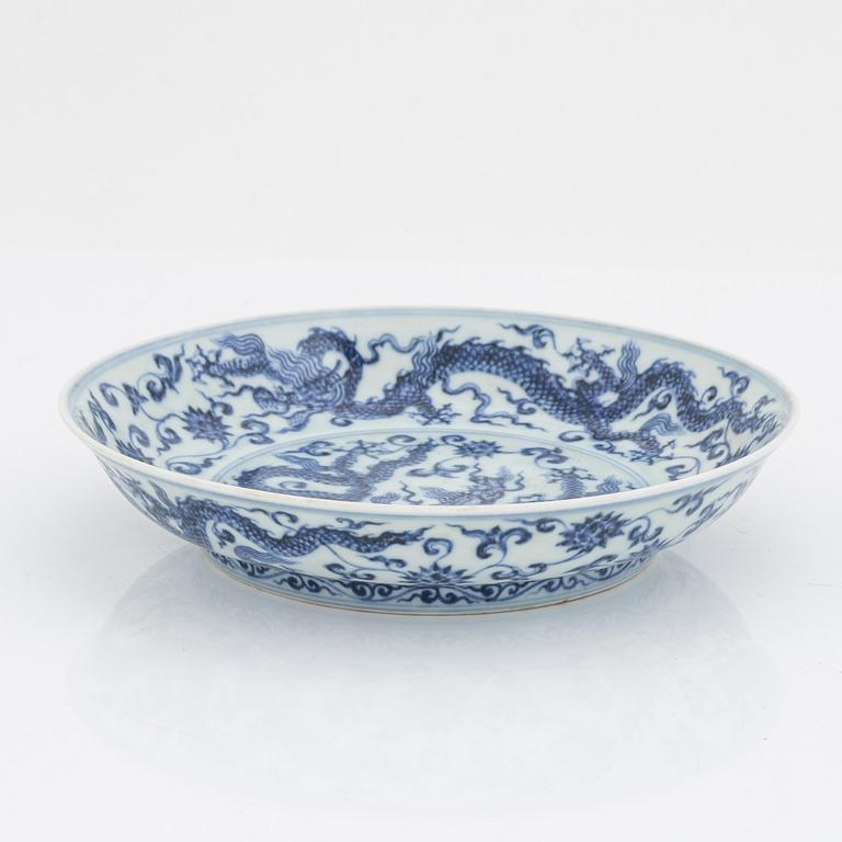 A Chinese blue and white porcelain 'dragon' dish, second half of the 20th century.