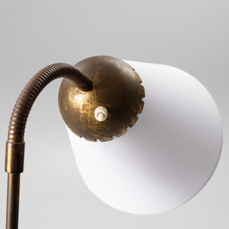 Harald Notini, a floor lamp model "15352", Arvid Böhlmarks Lampfabrik, Stockholm, 1940s.