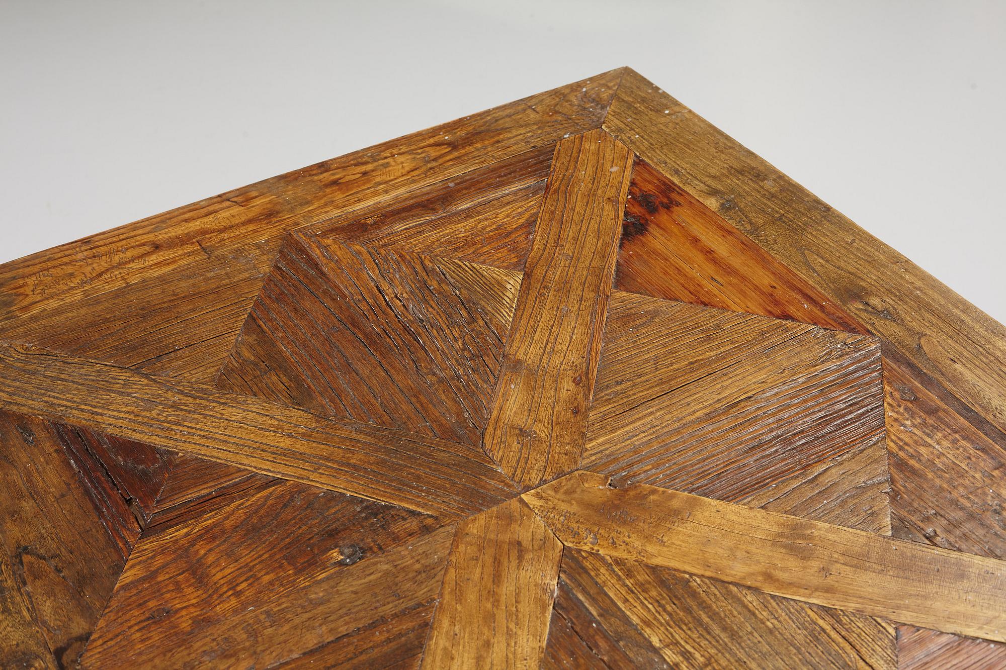A dining table, Artwood, 21st Century.