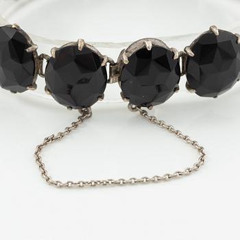 Armband silver med onyx.