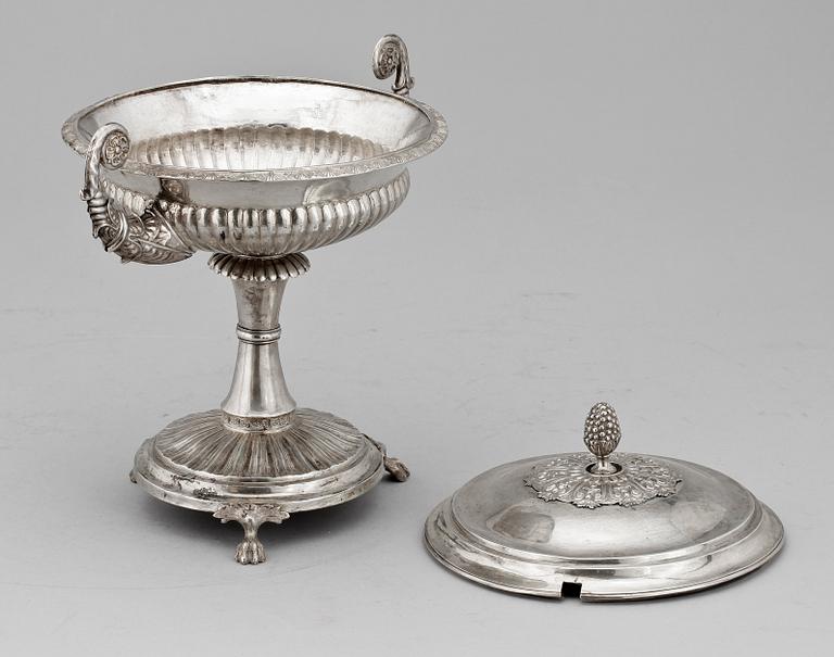 SOCKERSKÅL, silver, senempire, Erik Linderoth Umeå 1834. Tot vikt ca 675 gram.