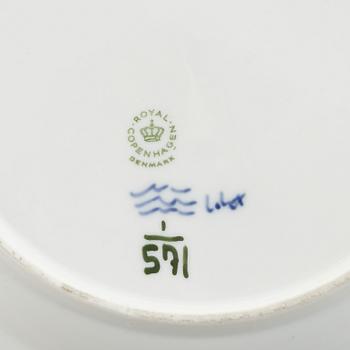 Royal Copenhagen, a 49-piece "Blue Fluted" porcelain service, half and full lace, Denmark.
