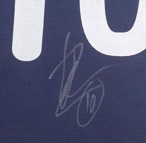 PSG TRÖJA NR 10 MED ZLATAN IBRAHIMOVICS AUTOGRAF.