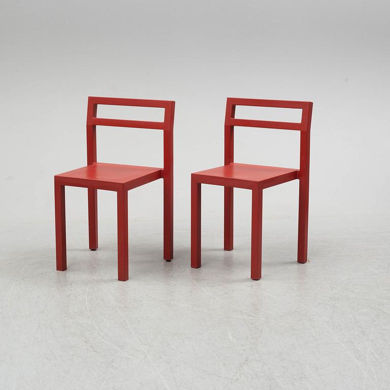 BORIS BERLIN/POUL CHRISTIANSEN, a 'Non' table with two chairs by Komplot design for Källmo.