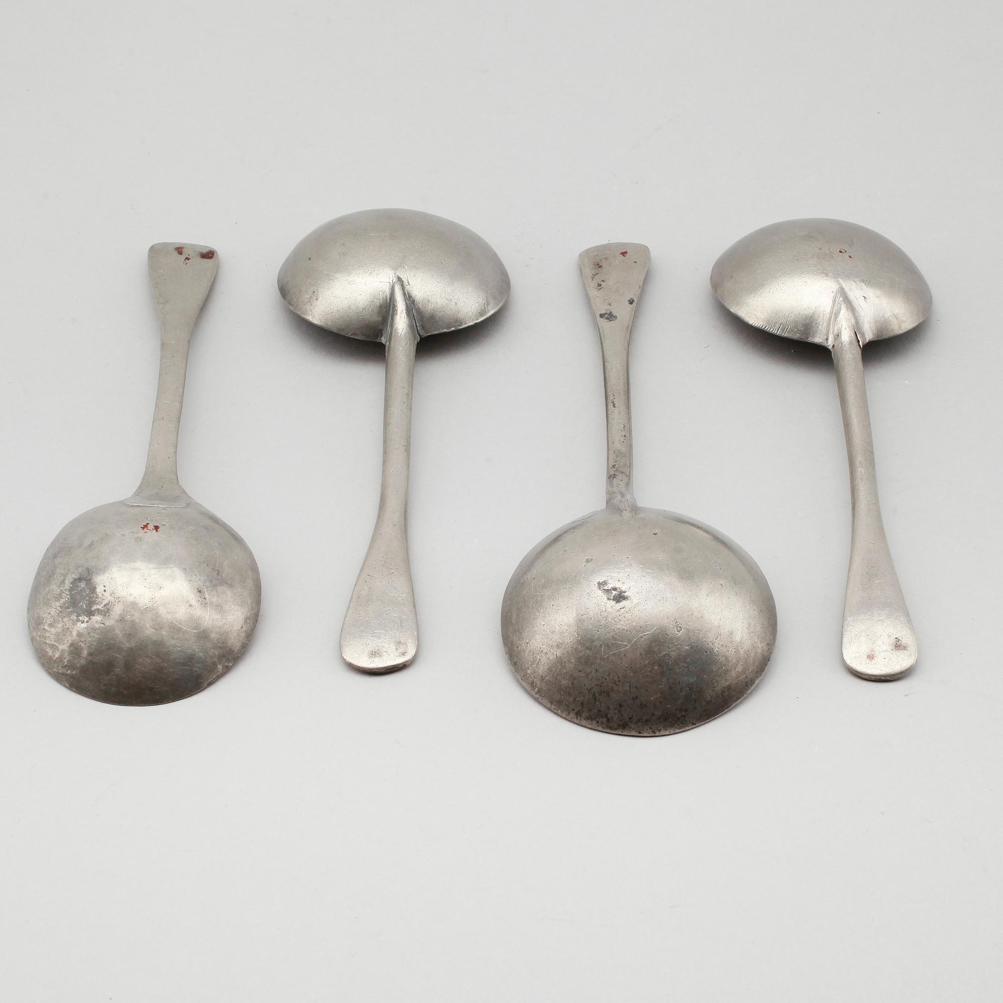 BRÄNNVINSSKEDAR, 4 st, tenn, 1700-tal.