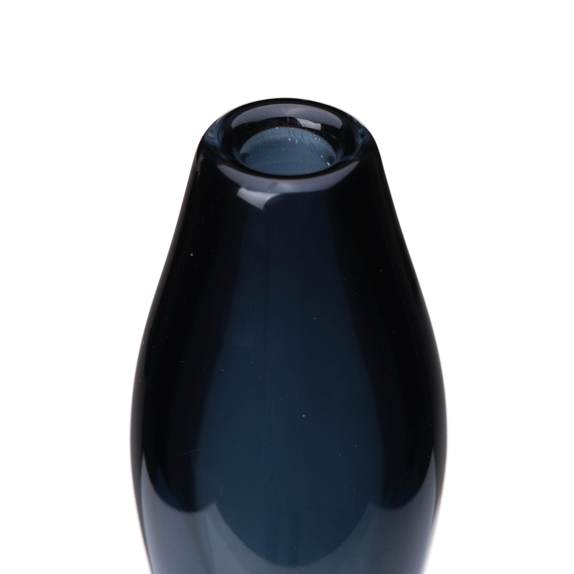 Matz Borgström, a glass sculpture/ vase, 'Ormtjusare II' / (Snake Charmer II), Orrefors, Sweden 1988.