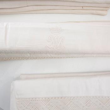 Sheets 10 pcs, early 20th century, cotton, varying sizes.