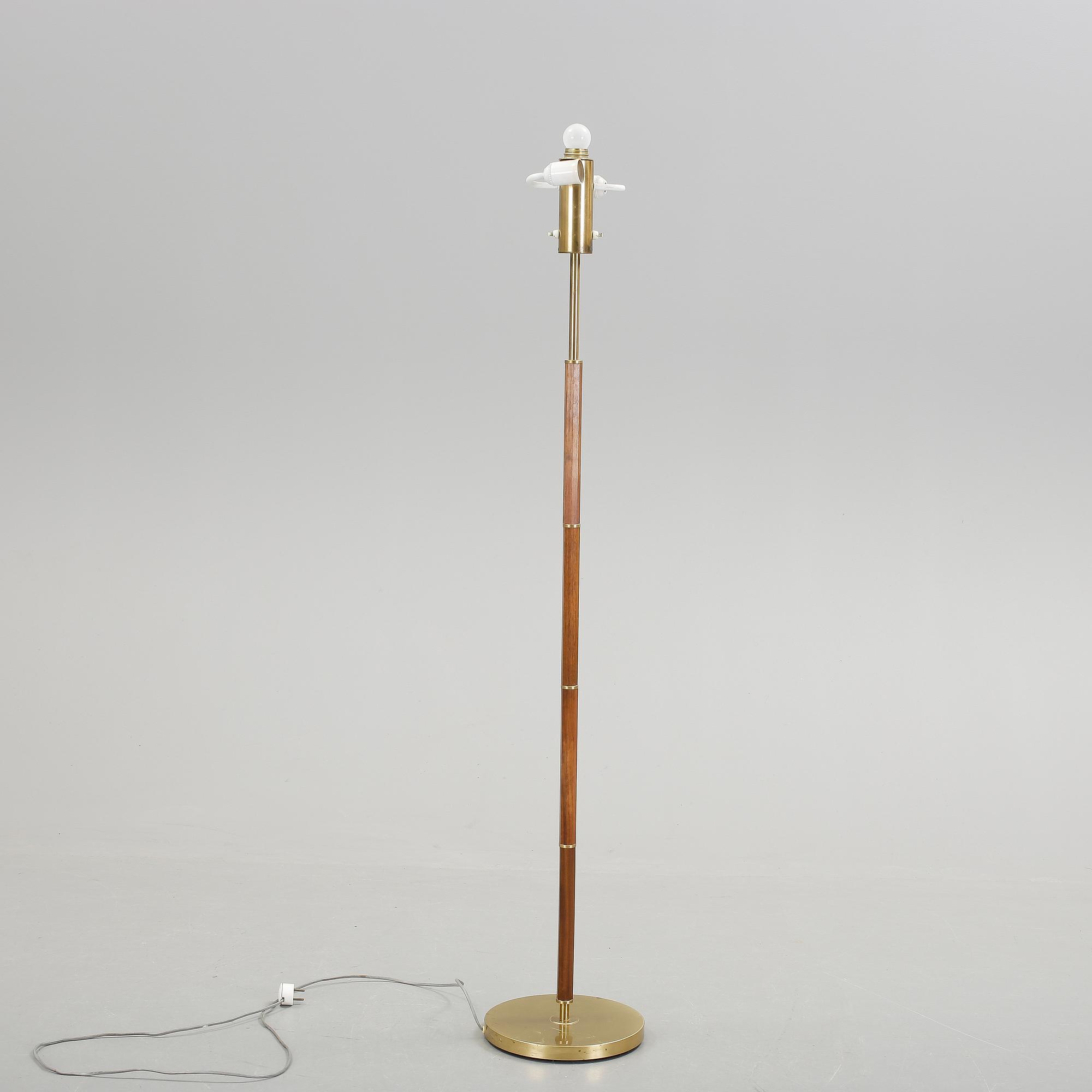 GOLVLAMPA, 1970-tal. Märkt"IB 7071.".