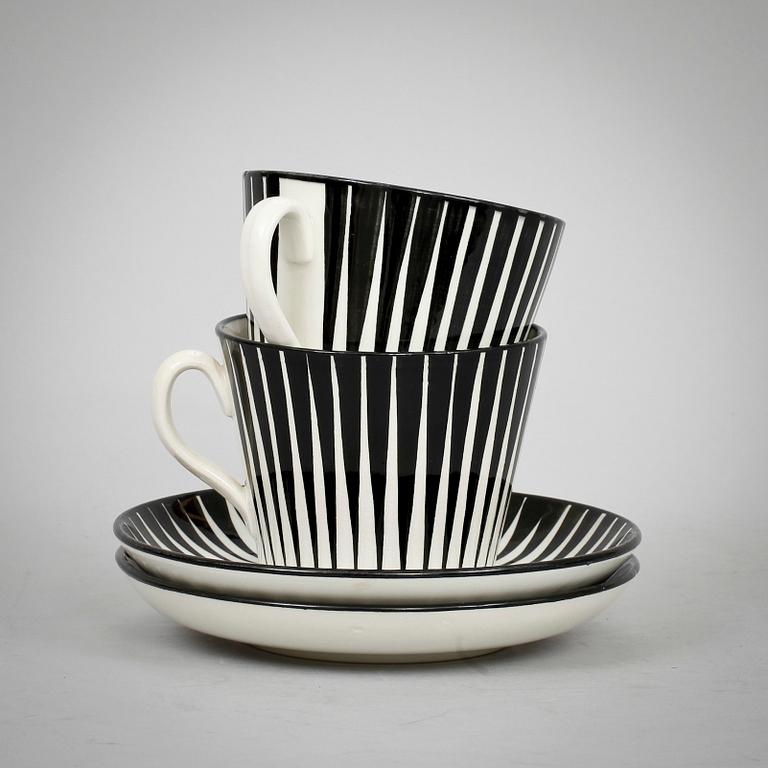 TEKOPPAR MED FAT, ett par, flintgods, "Zebra" Gefle.