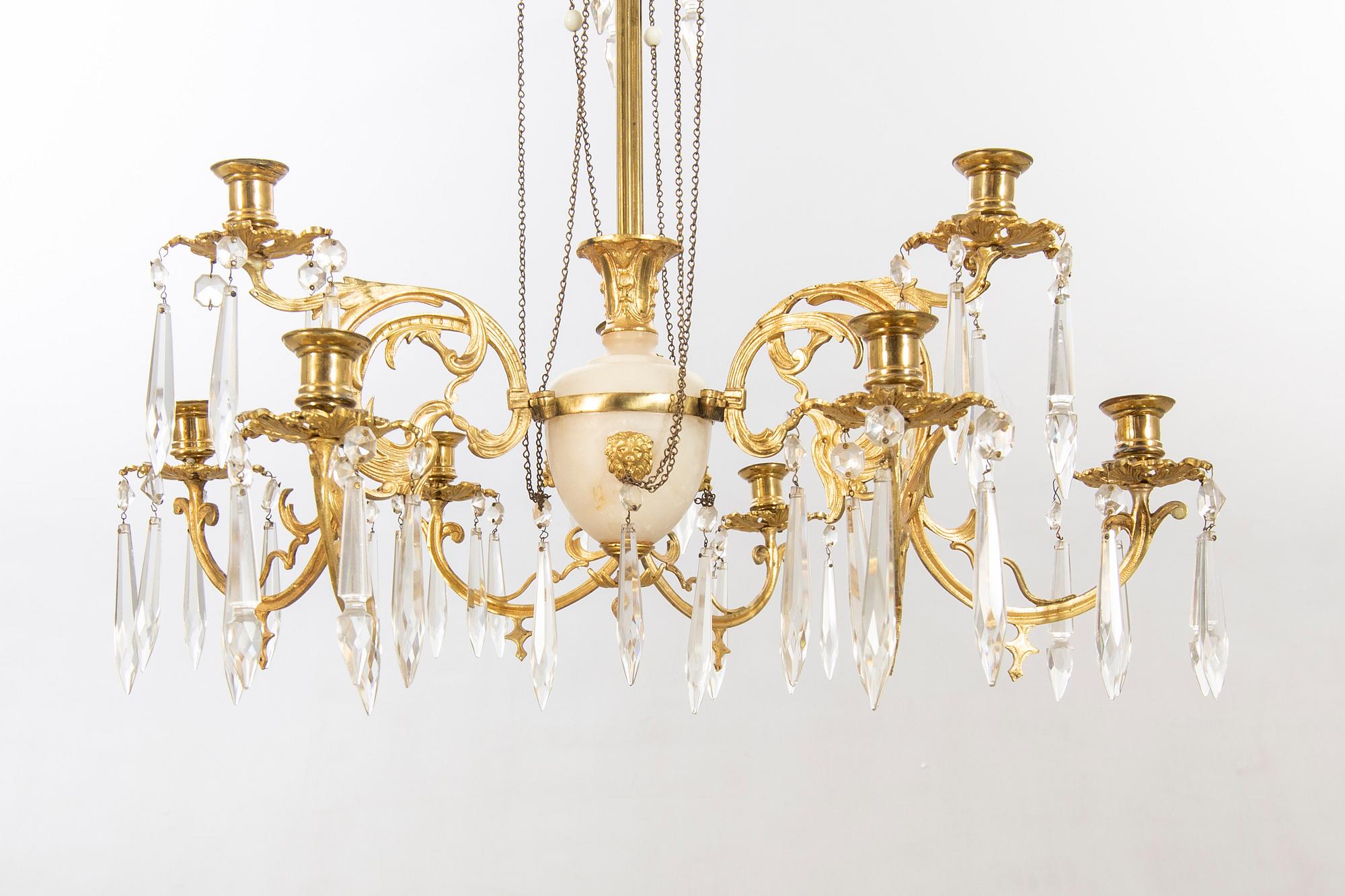 A chandelier around 1900.