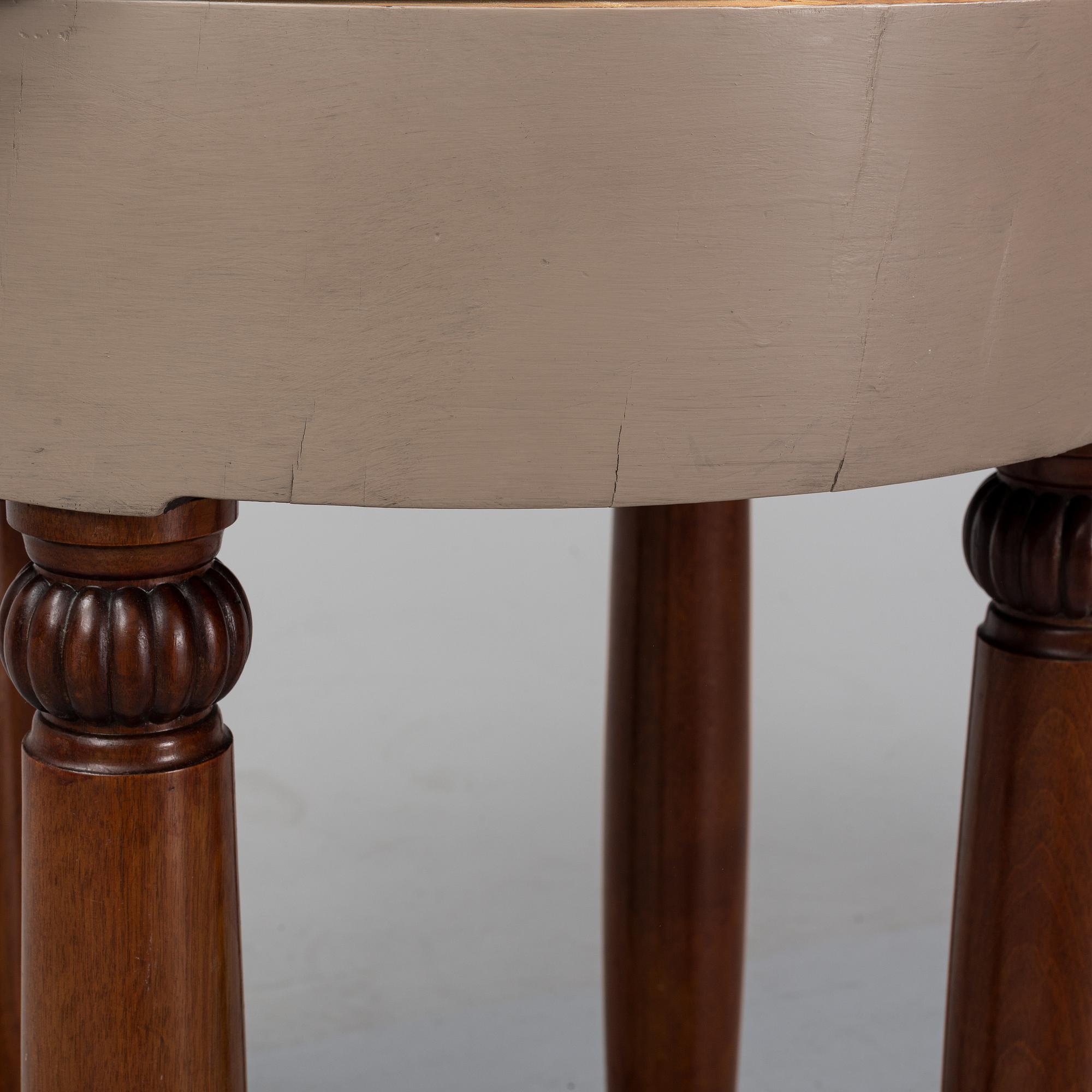 An early 20th century table.