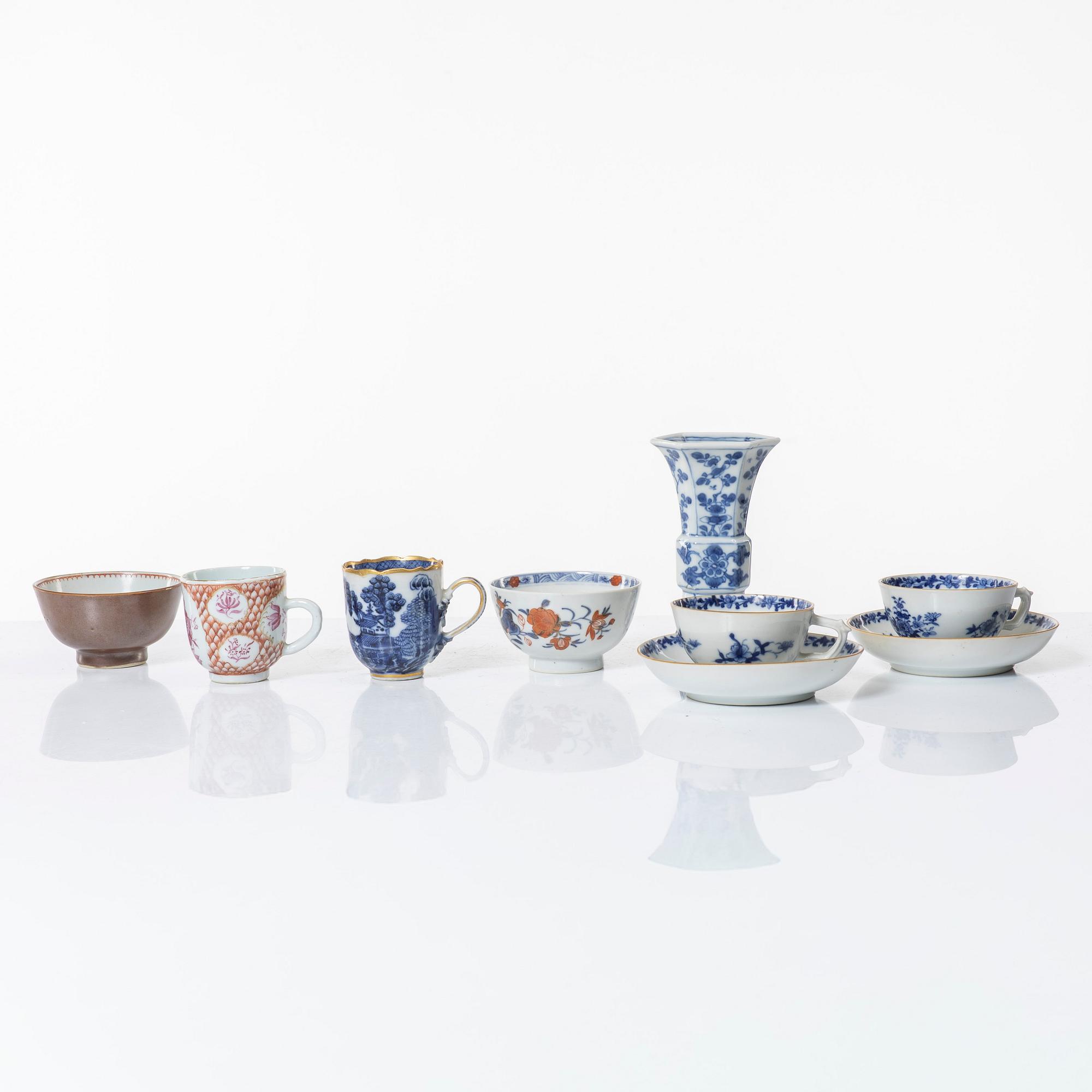 Porcelain, 7 pieces, China, 18th-19th century.
