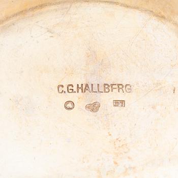 Two silver vases, CG Hallberg, Stockholm, 1906-44.