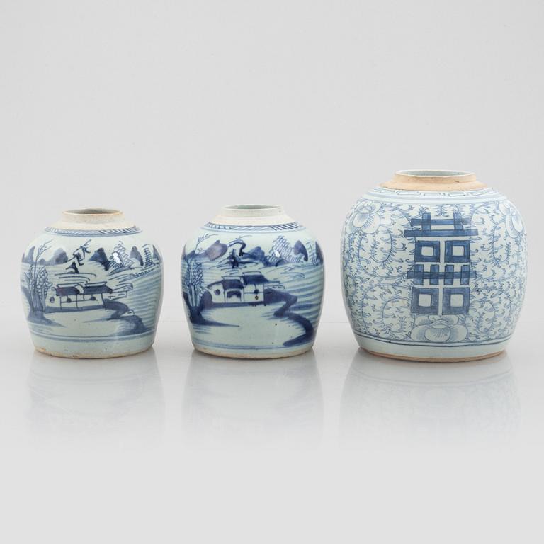 Three blue and white ginger jars, China, Qing dynasty, 19th century.