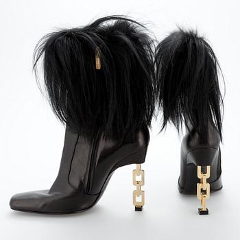 SKOR, booties, Charles Jourdan.