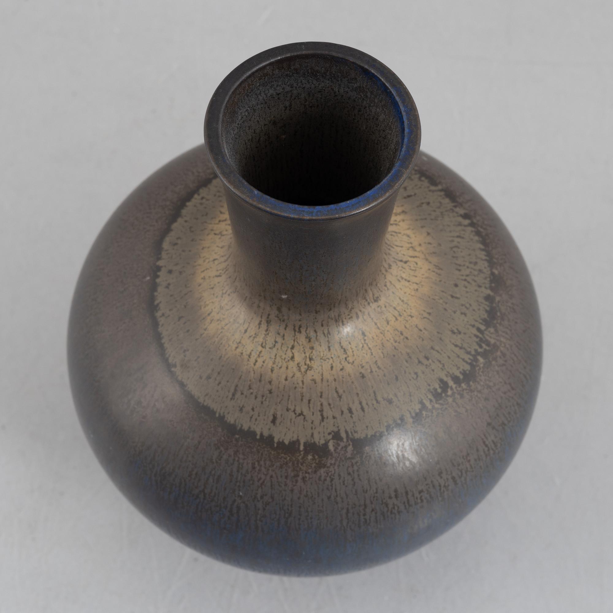 Berndt Friberg, a stoneware vase, Gustavsberg Studio 1944-47.
