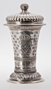 LOCKPOKAL, silver, K Andersson Stockholm 1932. Tot vikt ca 800 gram.