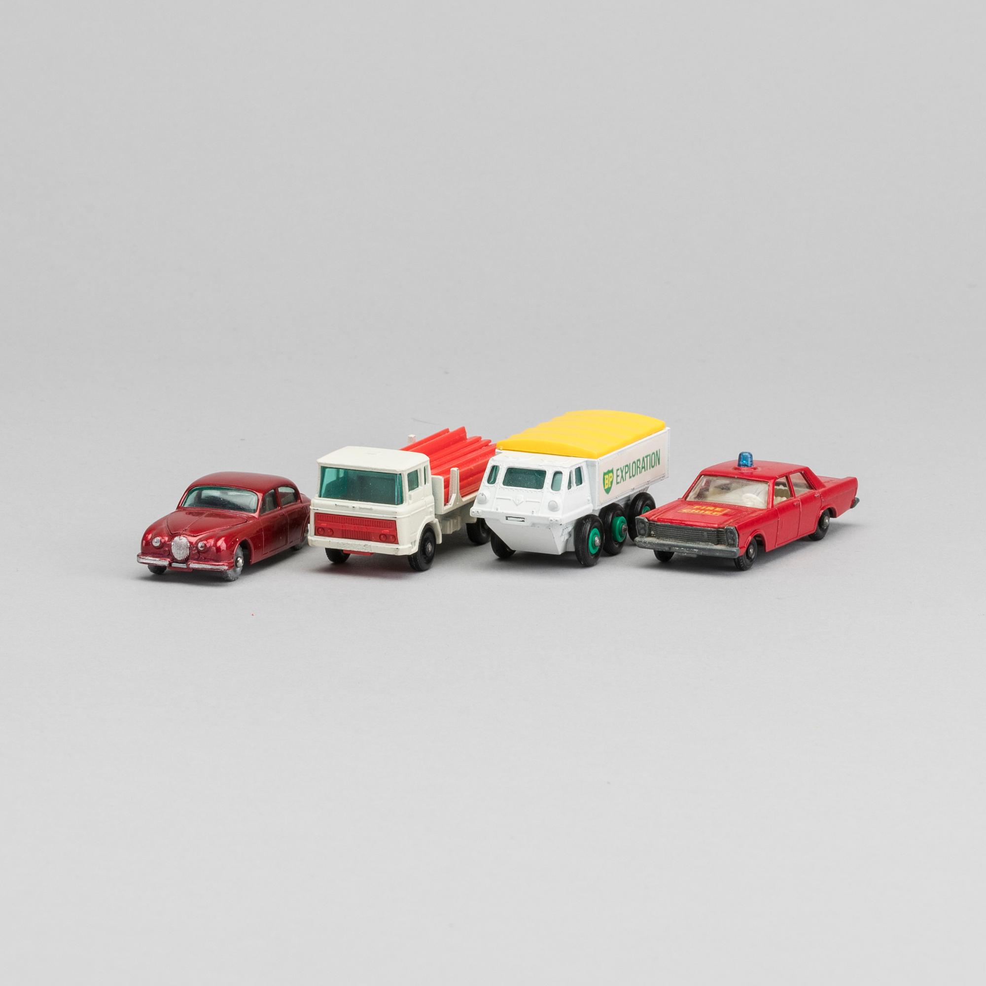 LESNEY MATCHBOX SERIES 4 st, bland annat DAF Girder Truck RW 58C-1.