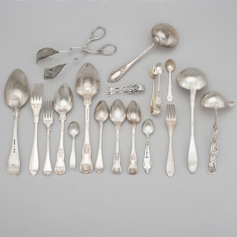 PARTI SILVERBESTICK, 36 delar, bla Möllenborg, 18-1900-tal. Total vikt ca 980 g.