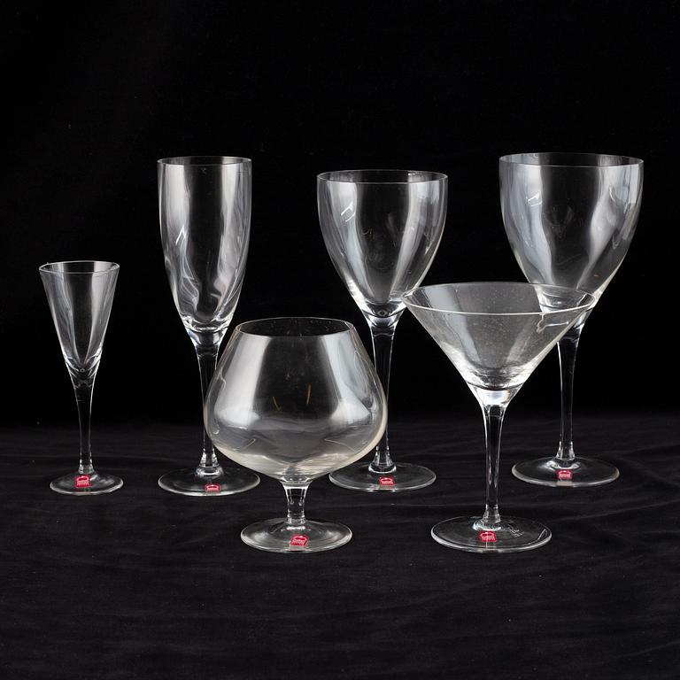 Glasservis, 94 delar. Märkt Christineholm, Bohemian Chrystal.