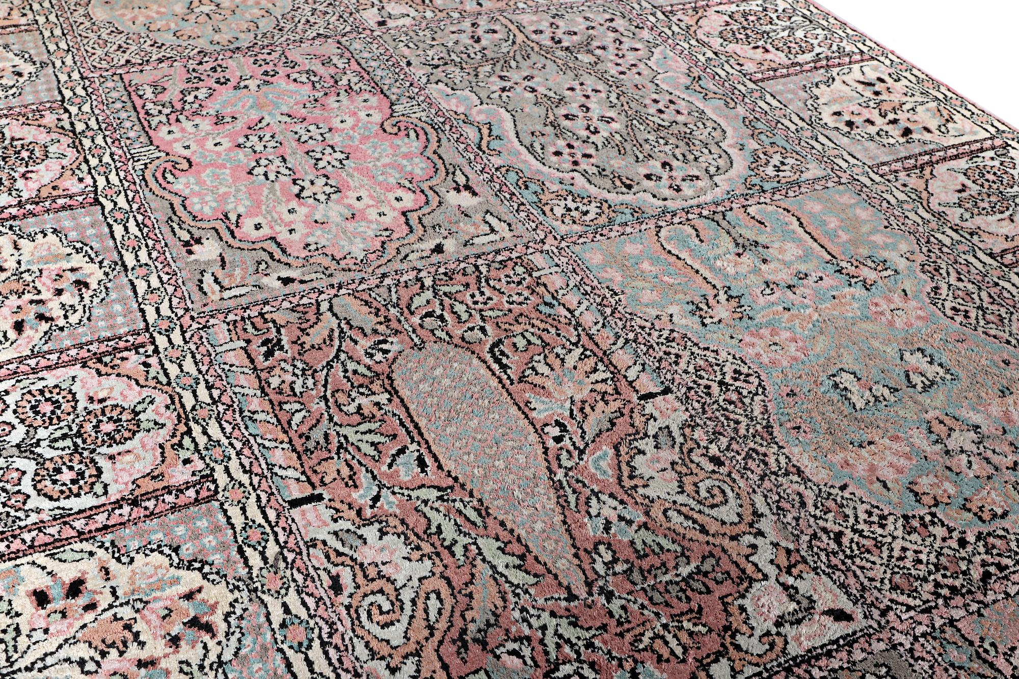 A Kashmir runner carpet, silk, c. 364 x 97 cm.