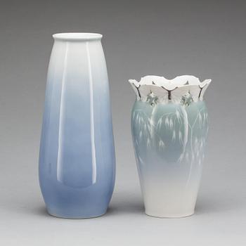 VASER, 2 st, porslin, Royal Copenhagen.