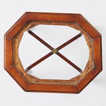 A Swedish Rörstrand faience credence tray, 1740's.