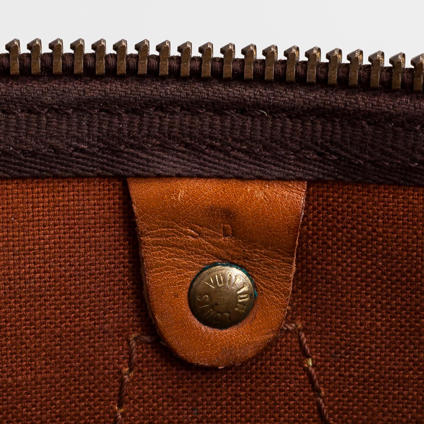 Louis Vuitton, "Speedy 40" laukku.
