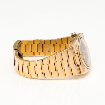 OMEGA MEGAQUARTZ, rannekello, 31 mm.