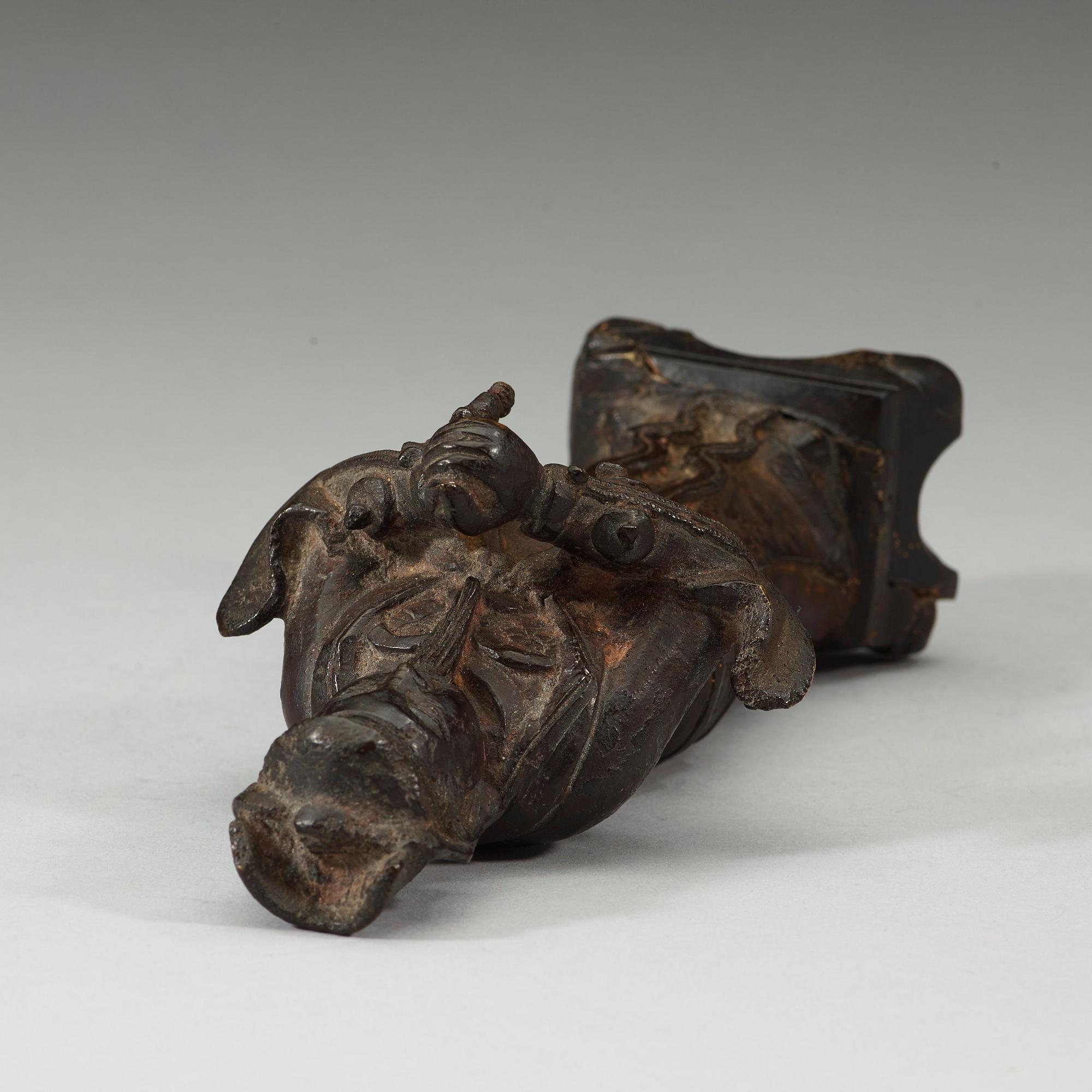 DAOISTISK GUDOM, brons, Mingdynastin (1368-1644).