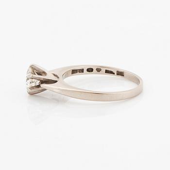 Ring, med briljantslipad diamant.
