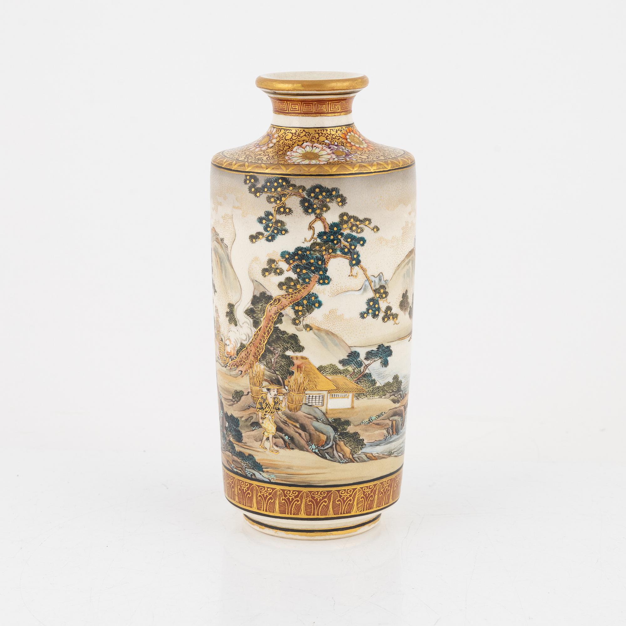 A satsuma-ware vase, Japan, 20th century.