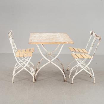 TRÄDGÅRDSMÖBEL, 5 delar, 1900-tal.