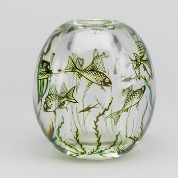 AN EDWARD HALD ORREFORS GLASS VASE, signed Orrefors Graal 393T Edvard Hald.
