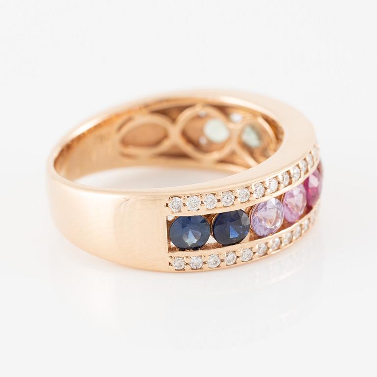 Ring 18K med flerfärgade safirer och briljantslipade diamanter.