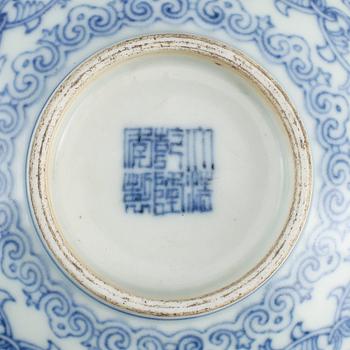 SKÅL, porslin, Kina, sannolikt 1900-tal.