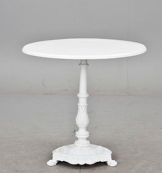 PARKBÄNK, Anderstorps metallgjuteri med BORD. 1900-talets slut.