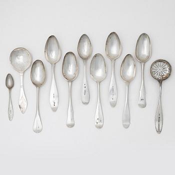 Spoons, 10 pcs and a sugar spoon, silver, Sweden, 18th/19th century.