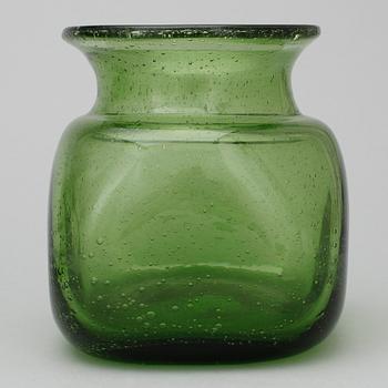 VASER, glas, 3 st. Erik Höglund, 1900-talets andra hälft.