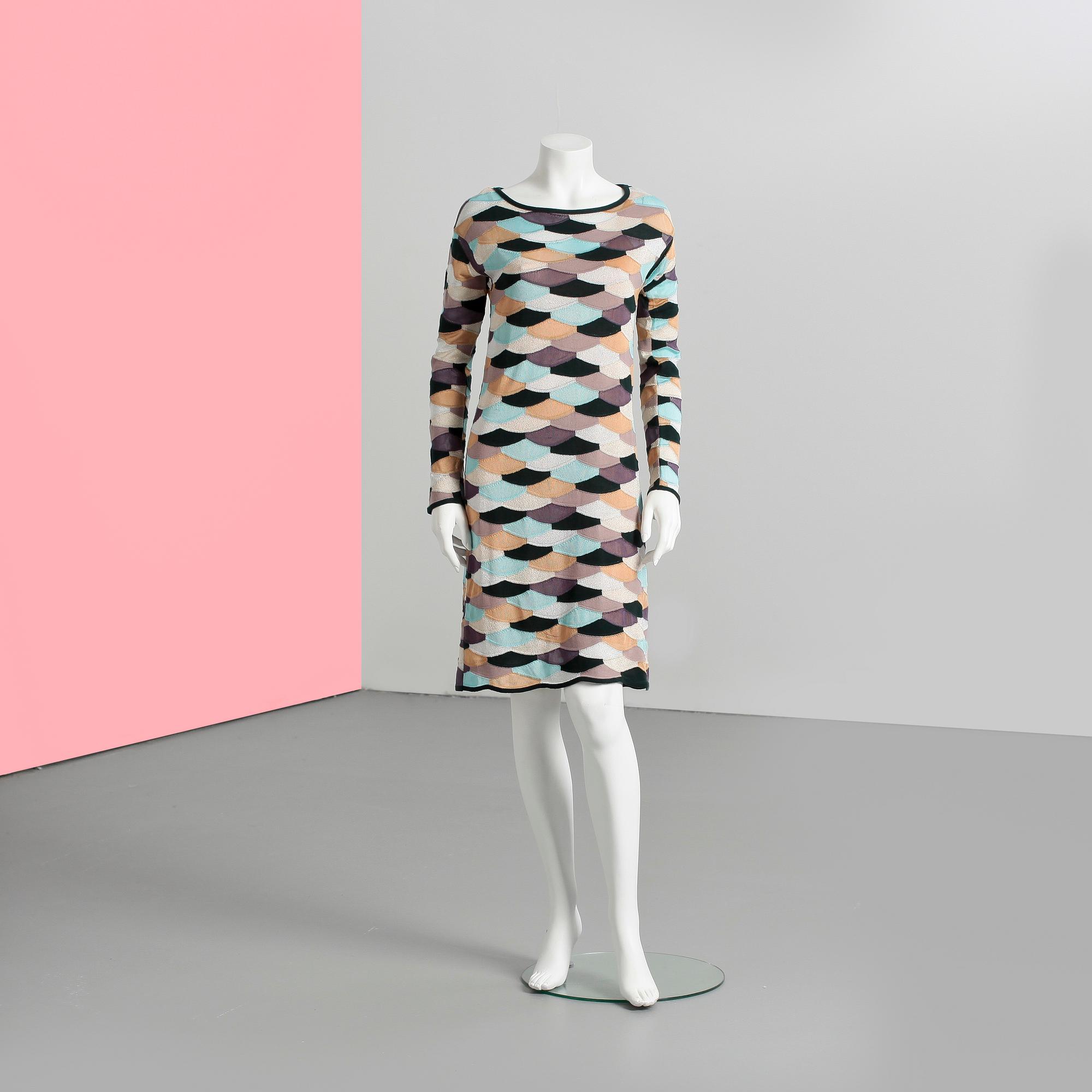 KLÄNNING, Missoni, italiensk storlek 44.