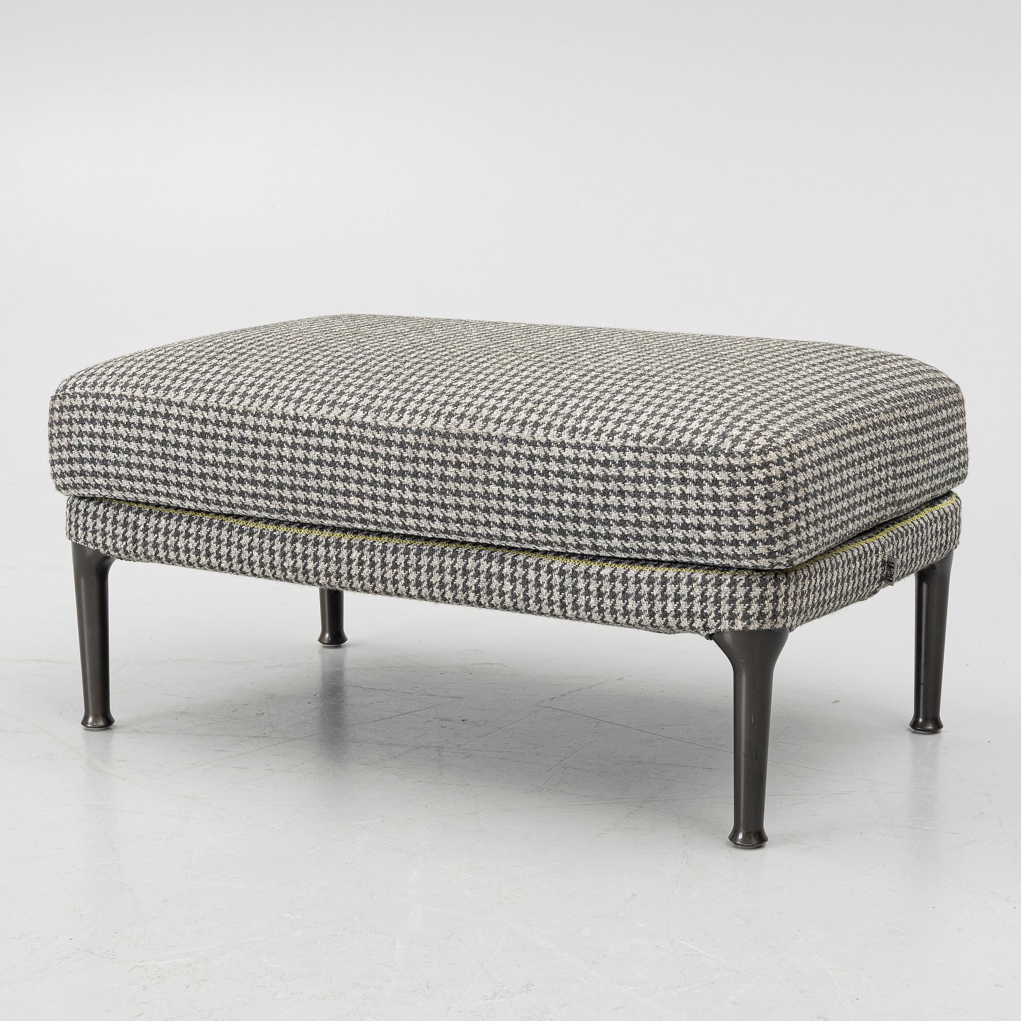 Fotpall, B&B Italia, Italien, samtida.