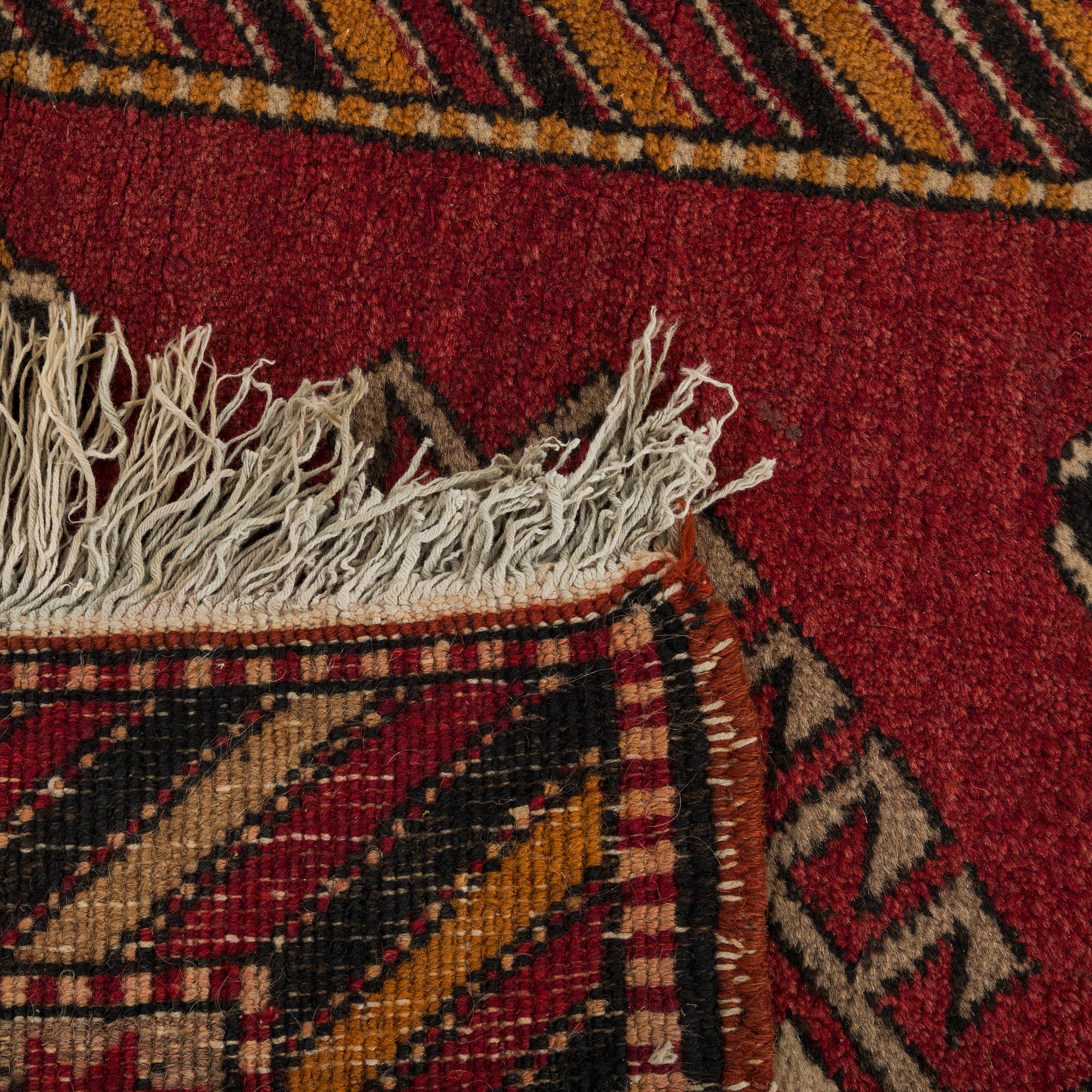 MATTA Kaukasisk old ca 208 x 98 cm.