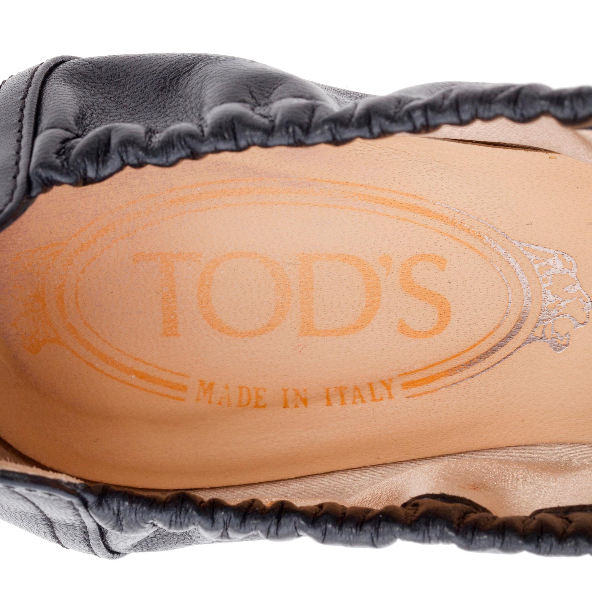 TOD'S, ett par ballerina skor. Storlek 37.